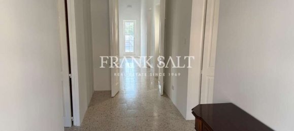 3 bedrooms Townhouse in Zabbar, Malta No. 11722 9