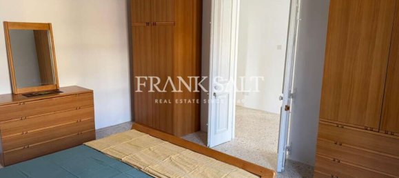 3 bedrooms Townhouse in Zabbar, Malta No. 11722 11