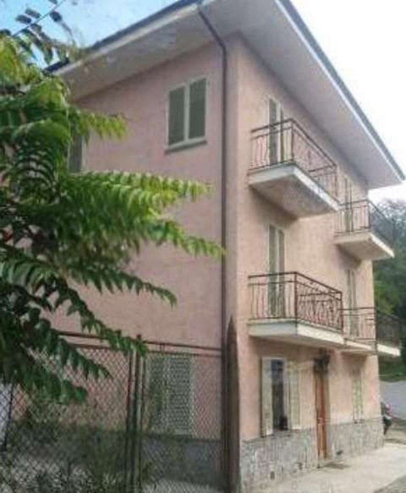 Дом с 5 спальнями в Монтафия, Италия № 393335