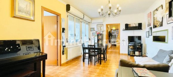 2 chambres Appartement à Rome, Italy No. 79101 4