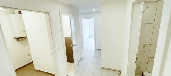 2-salle Appartement à Alsergrund, Austria No. 193034 4