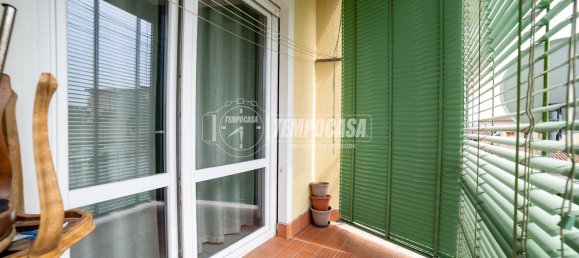 Apartamento de 3 divisões em Arona, Italy N.º 306689 20