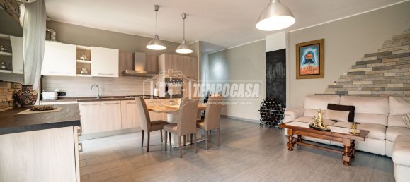 Apartamento de 3 divisões em Arona, Italy N.º 306689 5