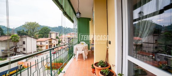 Apartamento de 3 divisões em Arona, Italy N.º 306689 21