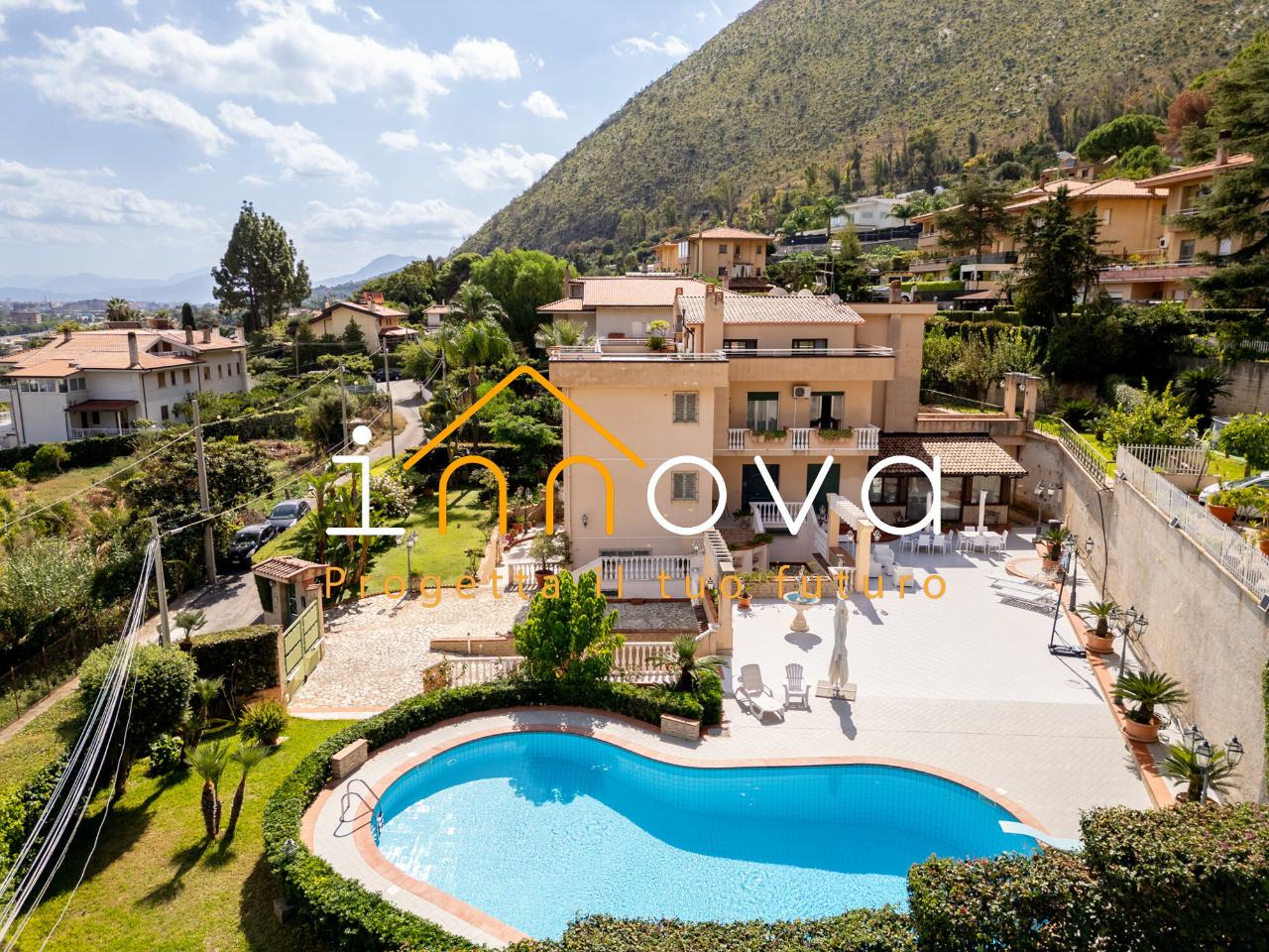 15-Zimmer Villa in Palermo, Italy, Nr. 15540