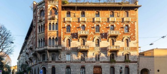 4 bedrooms Apartment in Milan, Italy No. 244233 26