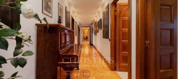 4 bedrooms Apartment in Milan, Italy No. 244233 10