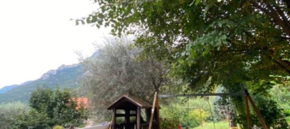 7 rooms Villa in Magliolo, Italy No. 30927 6