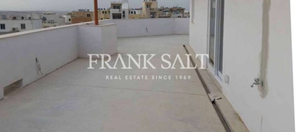 Пентхаус с 2 спальнями в Нашшар, Мальта № 3902 2