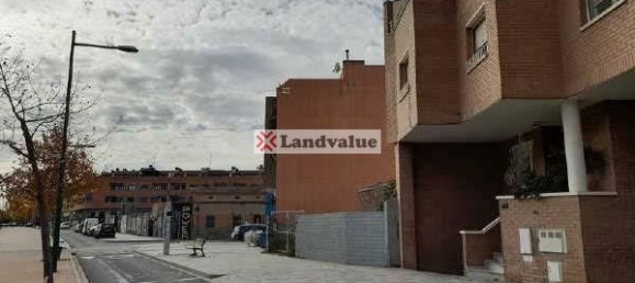  قطعة أرض في Lleida, Spain 240متر مربع رقم 160431 2