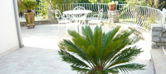 3 bedrooms Castles in Velaux, France No. 333985 4