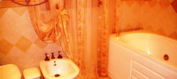 4-Zimmer Haus in Castelfranco Piandiscò, Italy, Nr. 233844 6