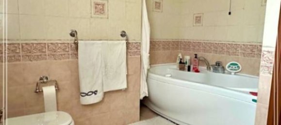 Villa de 5 dormitorios en Arese, Italy No. 224488 48