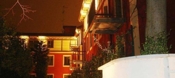 Apartamento de 2 dormitorios en Senago, Italy No. 59745 4