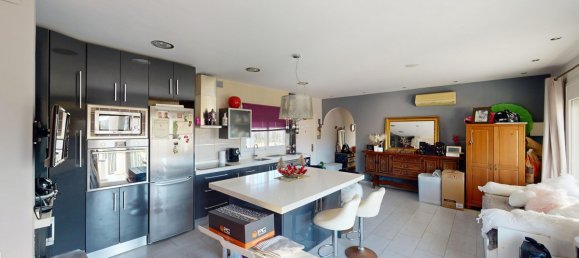 4 bedrooms House in Benajarafe, Spain No. 180945 6