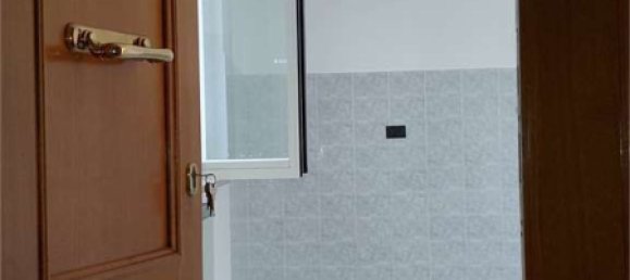 3 rooms Apartment in Passignano sul Trasimeno, Italy No. 133871 3