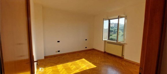 3 rooms Apartment in Passignano sul Trasimeno, Italy No. 133871 13