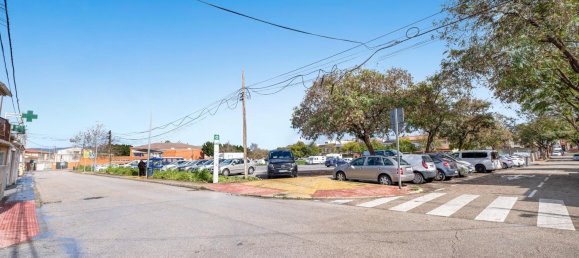 3 bedrooms House in Churriana, Spain No. 19254 8