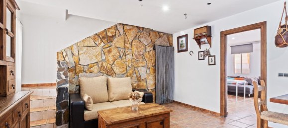 3 bedrooms House in Churriana, Spain No. 19254 14