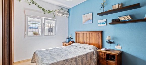 3 bedrooms House in Churriana, Spain No. 19254 30