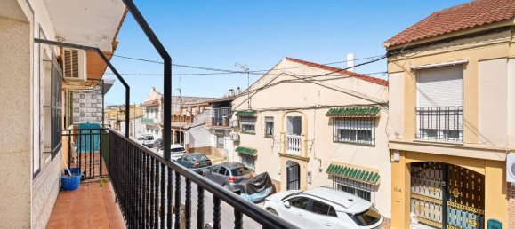 3 bedrooms House in Churriana, Spain No. 19254 24