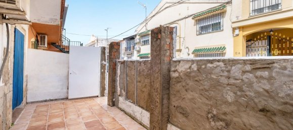 3 bedrooms House in Churriana, Spain No. 19254 6