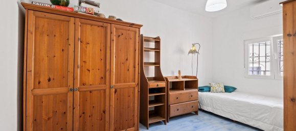 3 bedrooms House in Churriana, Spain No. 19254 32