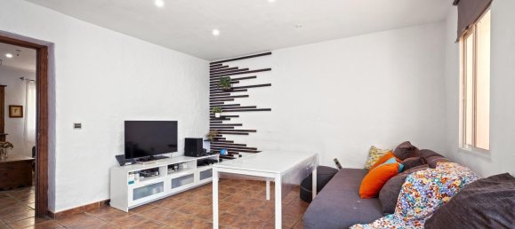 3 bedrooms House in Churriana, Spain No. 19254 16