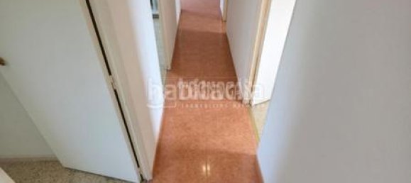 4 bedrooms Apartment in Coslada, Spain No. 154308 10