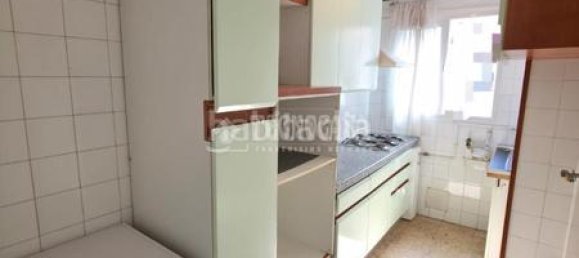 4 bedrooms Apartment in Coslada, Spain No. 154308 6