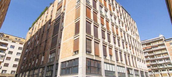 4 rooms Apartment in Bologna, Italy No. 14126 2