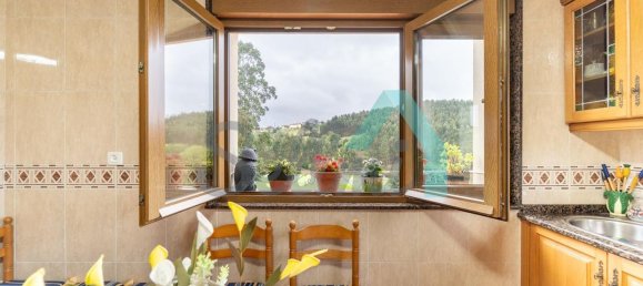 4 Schlafzimmer Haus in Soto del Barco, Spain, Nr. 79739 48