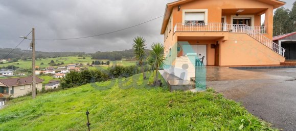 4 Schlafzimmer Haus in Soto del Barco, Spain, Nr. 79739 2