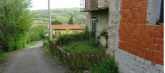 2 rooms Apartment in Zavattarello, Italy No. 180802 7