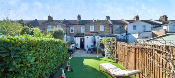 3 bedrooms House in London, United Kingdom No. 11478 15