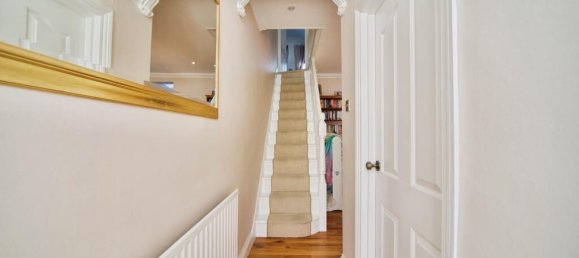 3 bedrooms House in London, United Kingdom No. 11478 2