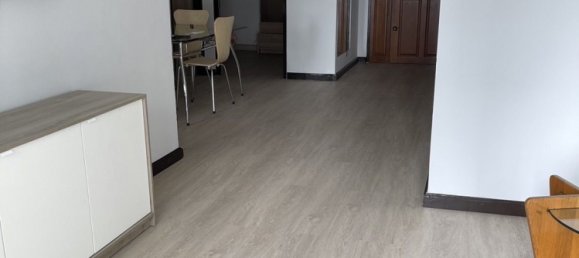 Кондоминиум  с 2 спальнями в Ваттхана, Таиланд № 71026 2