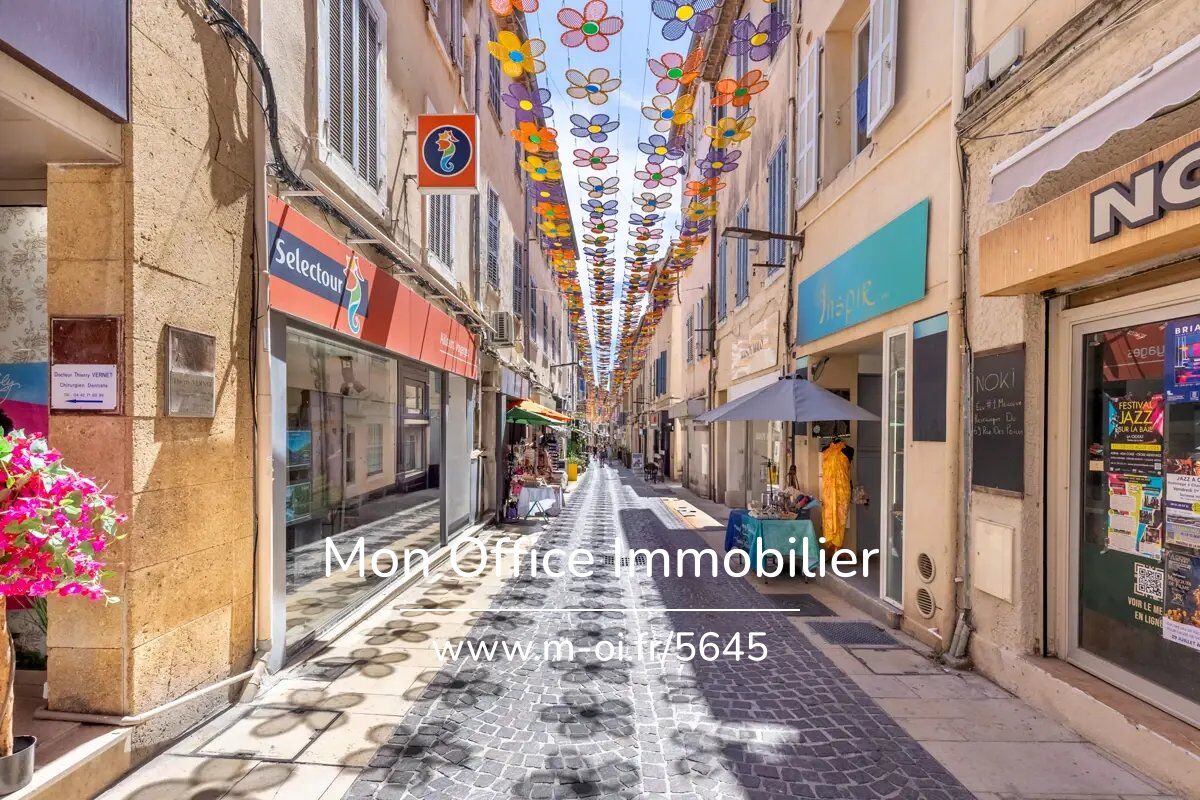 3 Schlafzimmer Gewerbliche Immobilie in La Ciotat, France, Nr. 294219