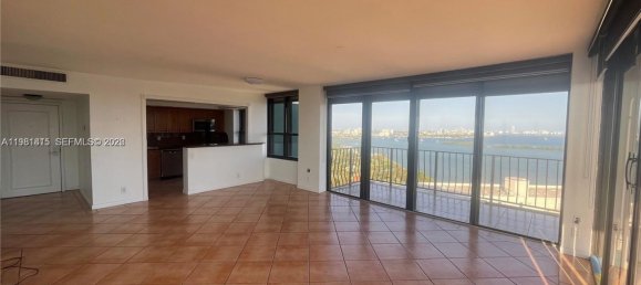 2 Schlafzimmer Gewerbliche Immobilien in Miami, USA, Nr. 615298 12