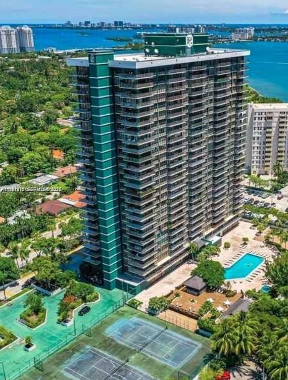 2 Schlafzimmer Gewerbliche Immobilien in Miami, USA, Nr. 615298