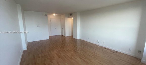 2 Schlafzimmer Gewerbliche Immobilien in Miami, USA, Nr. 615298 5