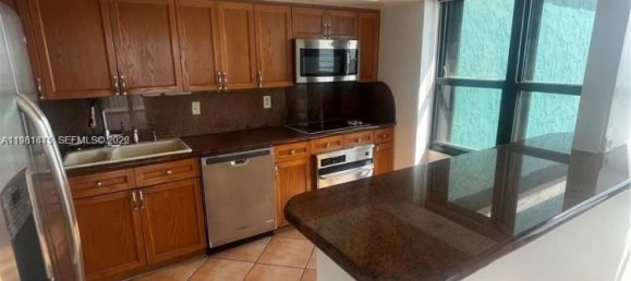 2 Schlafzimmer Gewerbliche Immobilien in Miami, USA, Nr. 615298 11