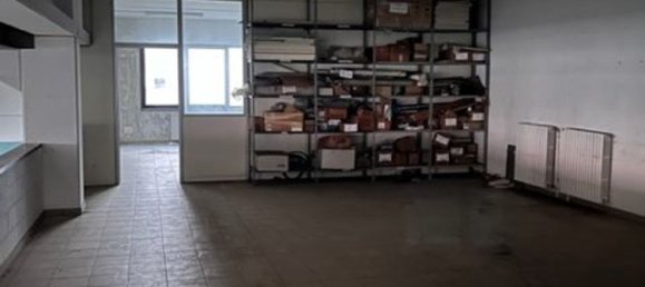 1000m² Warehouse in Melegnano, Italy No. 333271 10