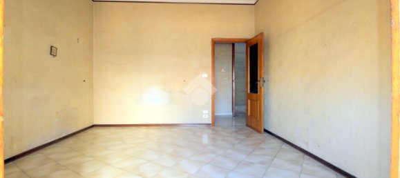 Дом с 4 комнатами в Лучера, Италия № 36090 15