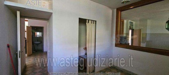 6 rooms Apartment in Rome, Italy No. 222798 26