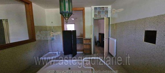 6 rooms Apartment in Rome, Italy No. 222798 24