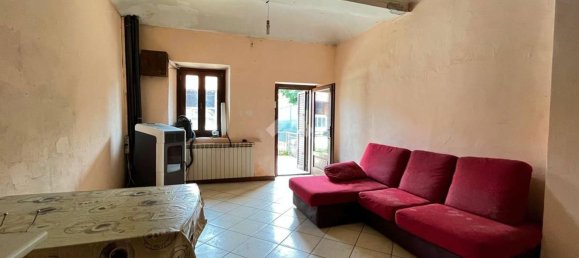 3 rooms House in Castellamonte, Italy No. 113356 7