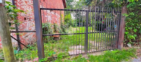 3 rooms House in Castellamonte, Italy No. 113356 17