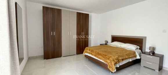 2 bedrooms Maisonette in Kalkara, Malta No. 11113 6