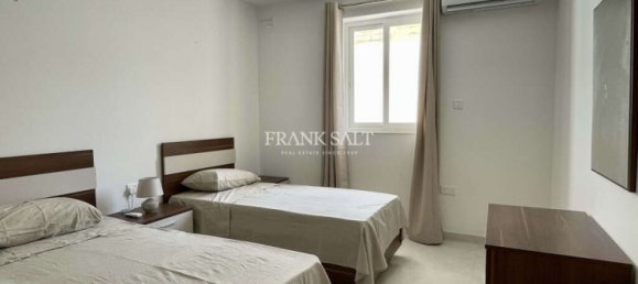 2 bedrooms Maisonette in Kalkara, Malta No. 11113 10